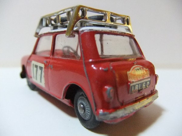 BMC MINI COOPER S red NO.177 ① CORGI TOYS MADE IN GT. BRITAIN