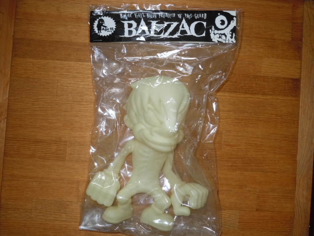 限定 BALZAC ヴァンパイア 未開封/希少 蓄光成型 未塗装gid glow 限定 BALZAC ヴァンパイア 未開封/希少 蓄光成型 未塗装gid glow