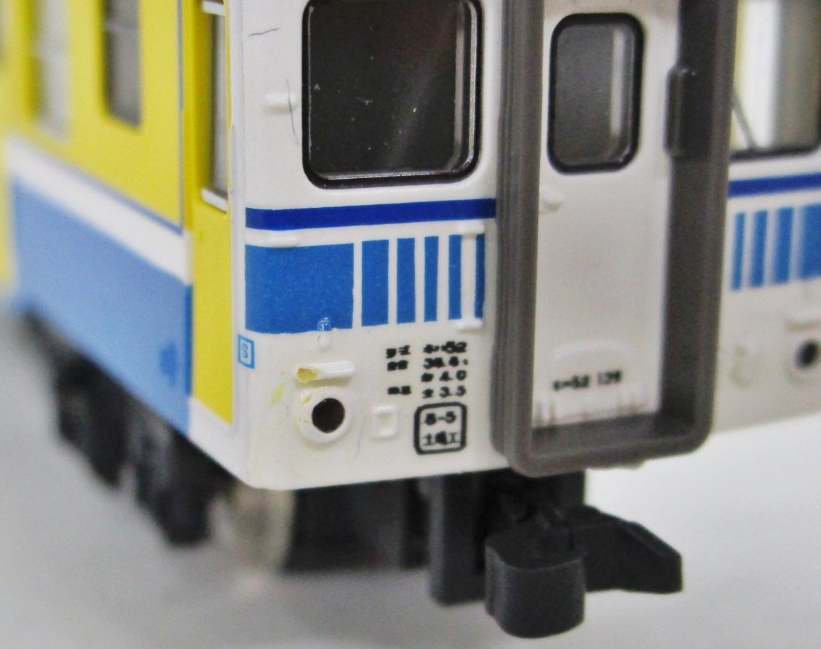 KATO 6041-2ベース キハ52-139(M) 氷見線 高岡色 塗替え品【加工 KATO 6041-2ベース キハ52-139(M) 氷見線 高岡色 塗替え品【加工
