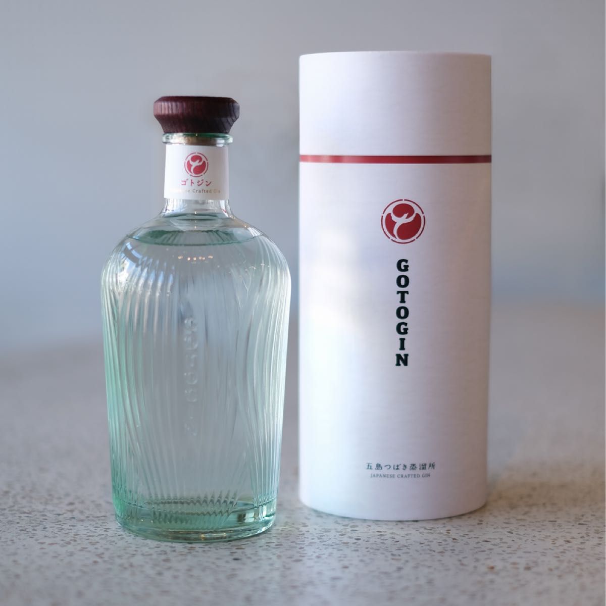 五島つばき蒸留所 クラフトジン「ゴトジン」500ml 未開詮 - 酒