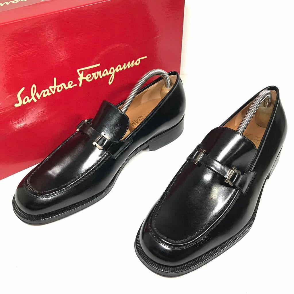 未使用品【フェラガモ】本物 Ferragamo 靴 25.5cm 黒 ガンチーニ