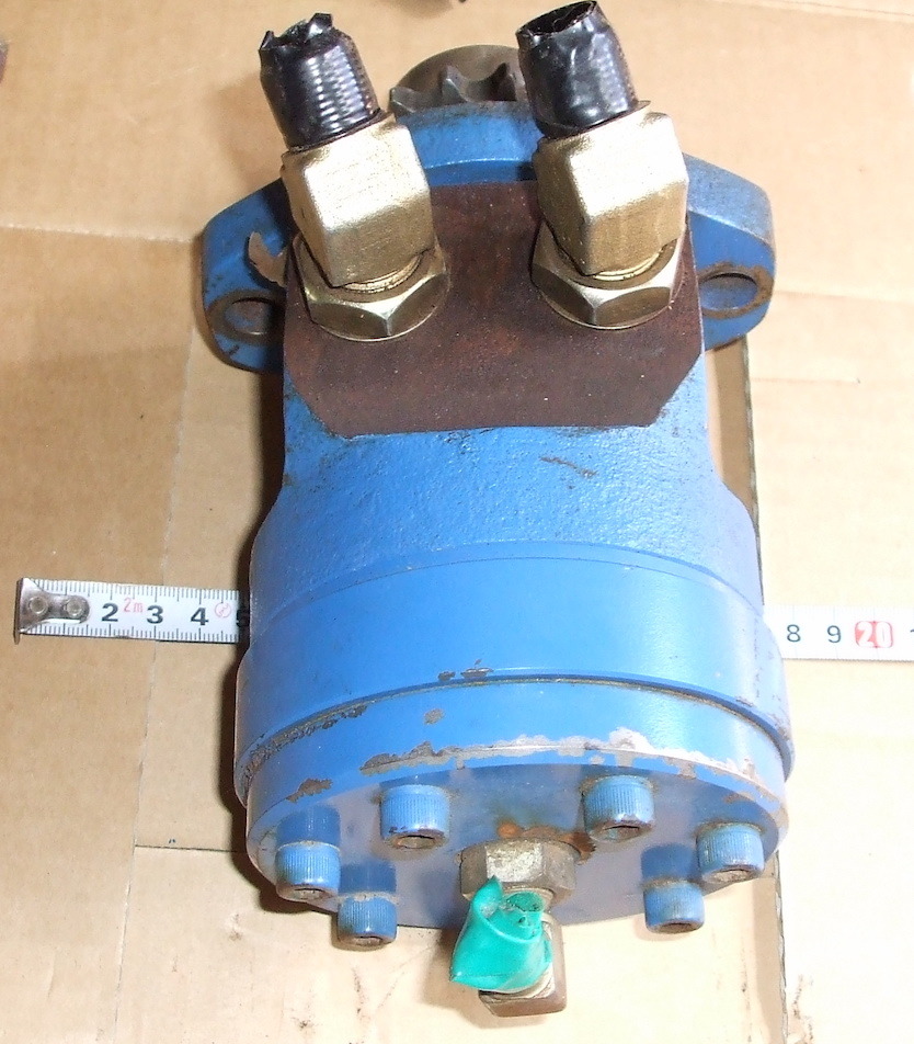  oil pressure motor /Eaton Model no*s-160AD2XM used 