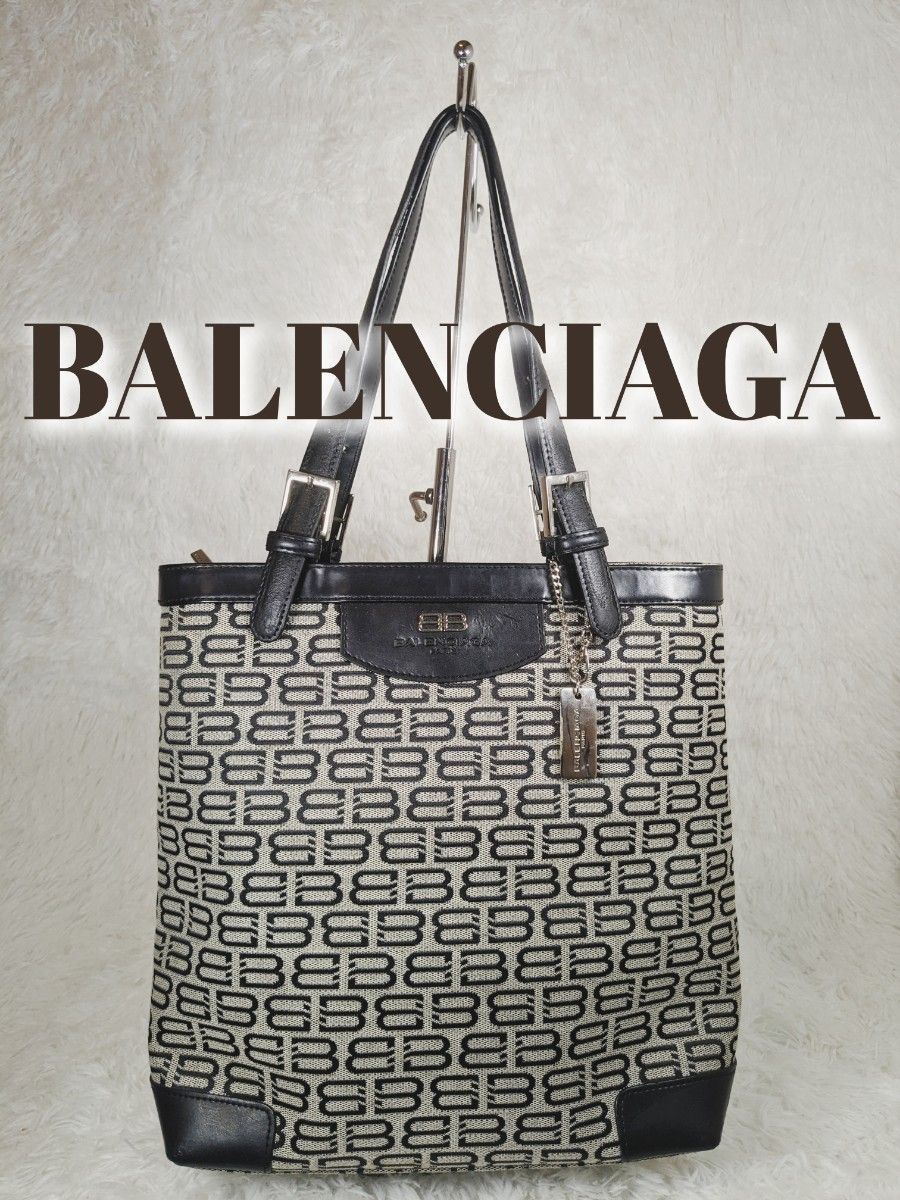 BALENCIAGA モノグラム 総柄 ハンドバッグ-