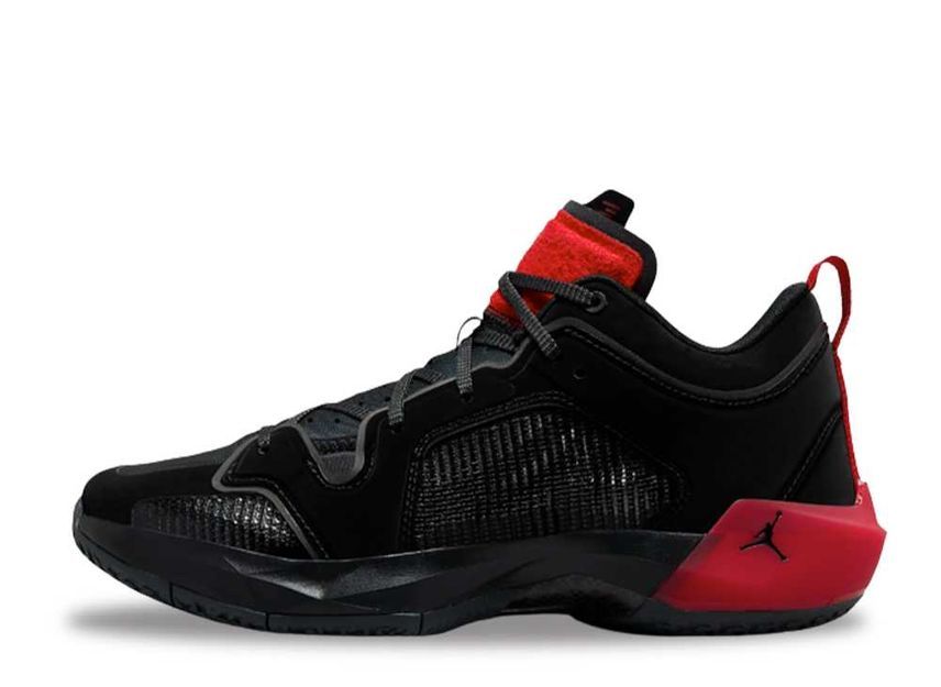 【激安セール】 Red/Dark "Black/University Low 37 Jordan Air Nike Gray/Metallic DQ4123-007 26cm Gold" 26.0cm