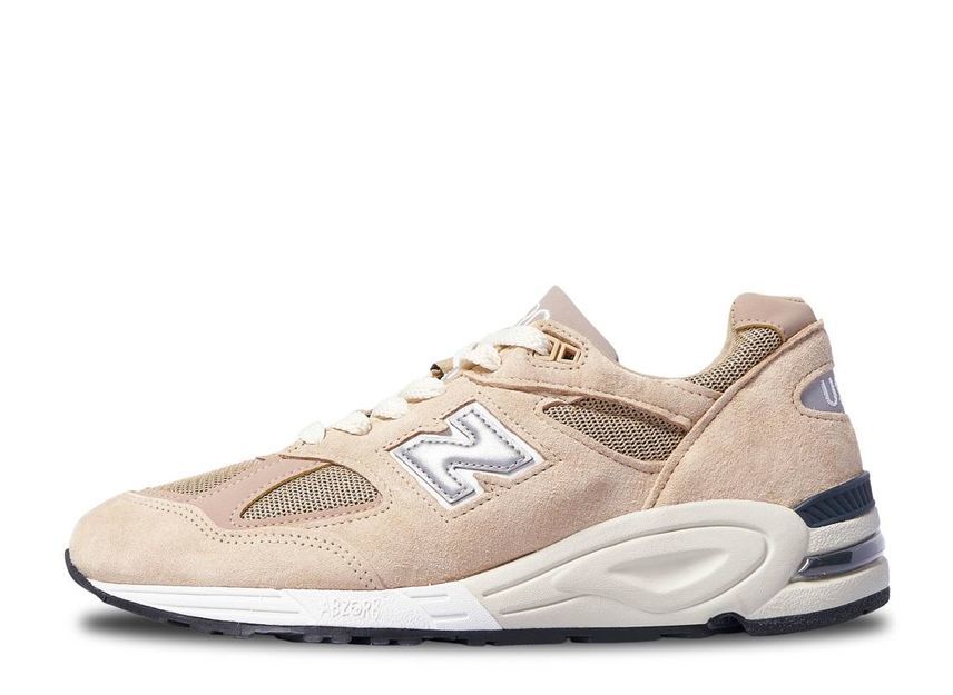 ディズニープリンセスのベビーグッズも大集合 Kith New Balance 990V2