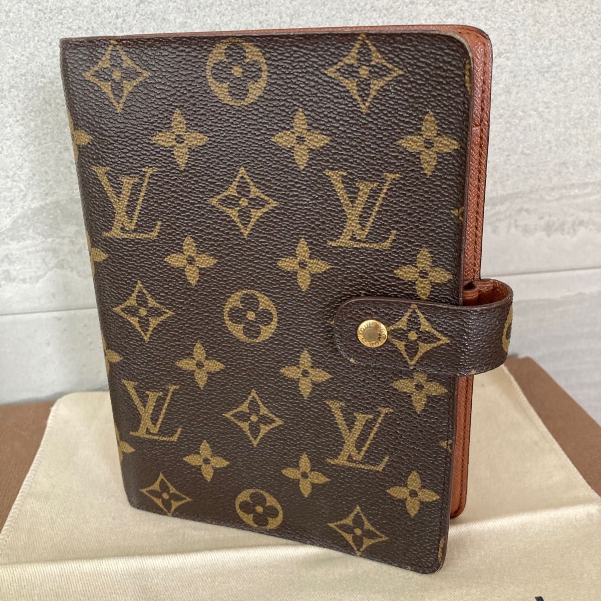 売れ筋がひ贈り物！ ルイヴィトン VUITTON LOUIS モノグラム 手帳