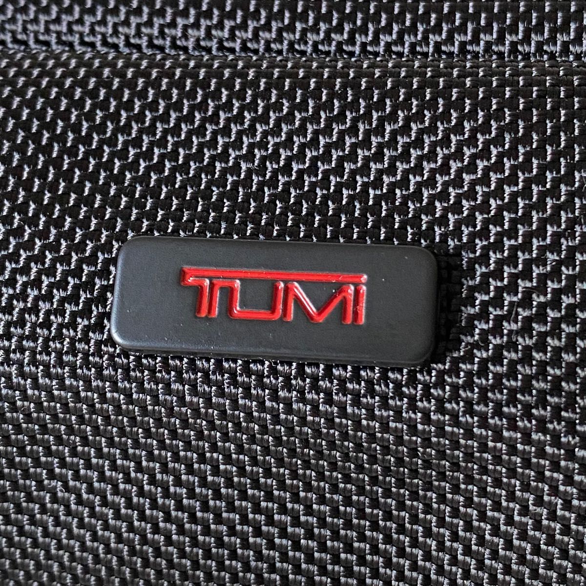 【TUMI】トゥミ ALPHA エレクトロニック コード ポーチ ブラック ほぼ未使用品につき極美品です^ ^♪
