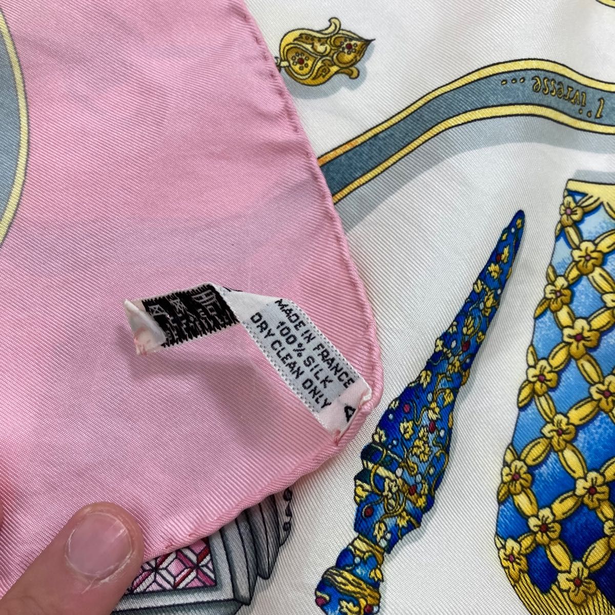 HERMES エルメス 小物 スカーフ カレ90 タグ有り レディース アイテム バンダナ ピンク 香水瓶 ファッション おしゃれ