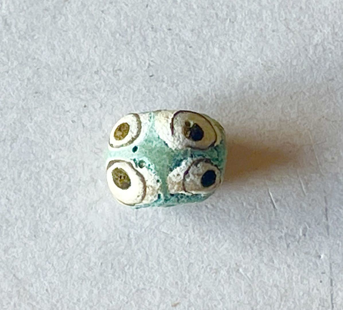 Glass Eye bead Western Asia Phoenicia c.6th-4th century B.C. D.1.2cm F_画像2