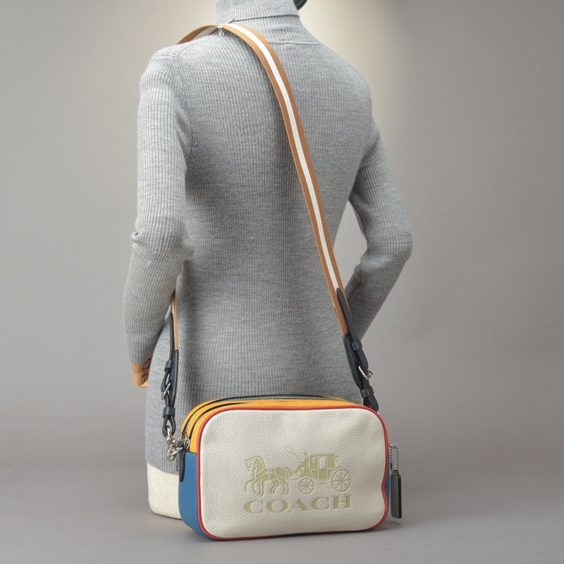 未使用 美品 COACH コーチ 馬車柄 ショルダーバッグ 2WAY クラッチ