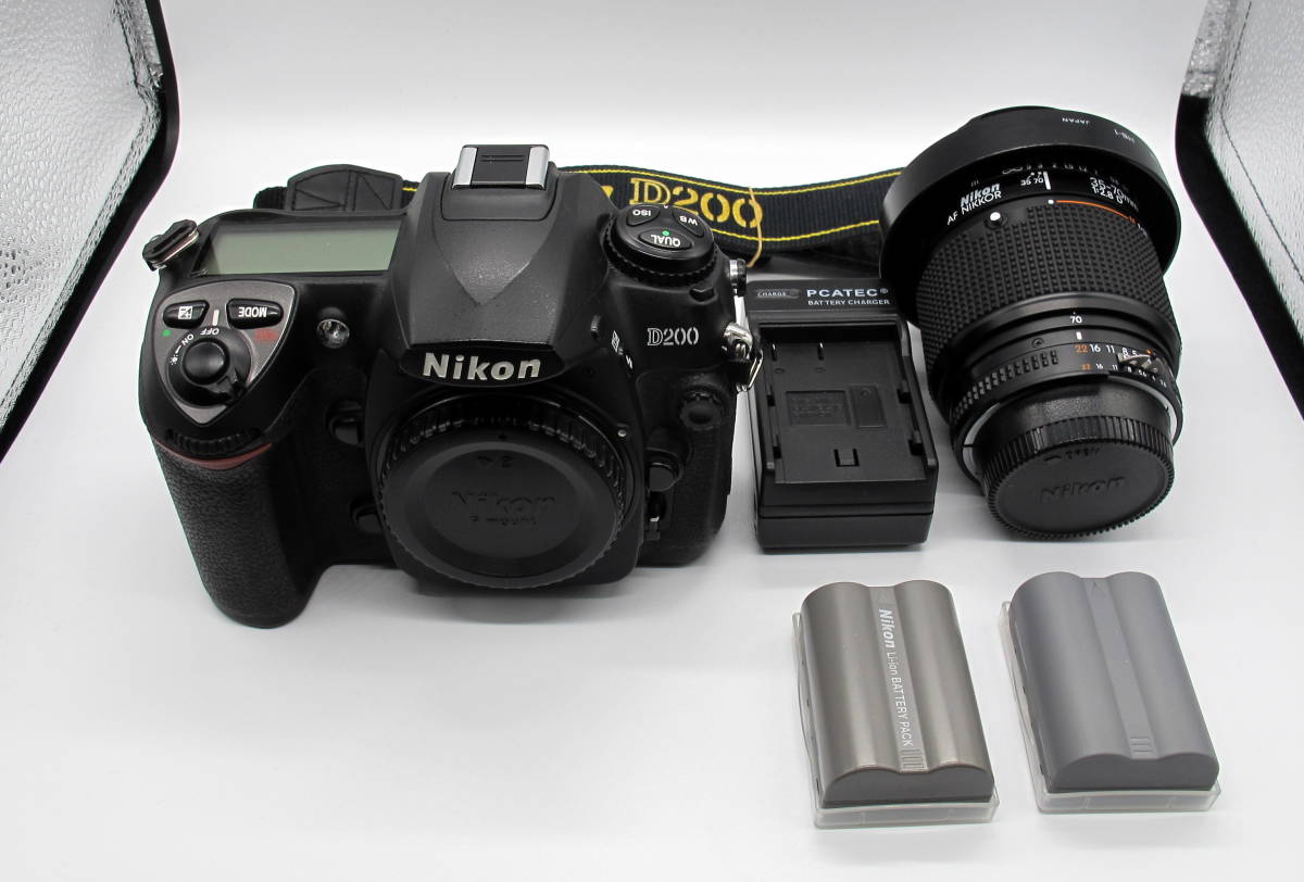 Nikon デジタル一眼レフカメラ D200 AF-S NIKKOR 35-70mm 1:2.8D ... Nikon デジタル一眼レフカメラ D200 AF-S NIKKOR 35-70mm 1:2.8D ...