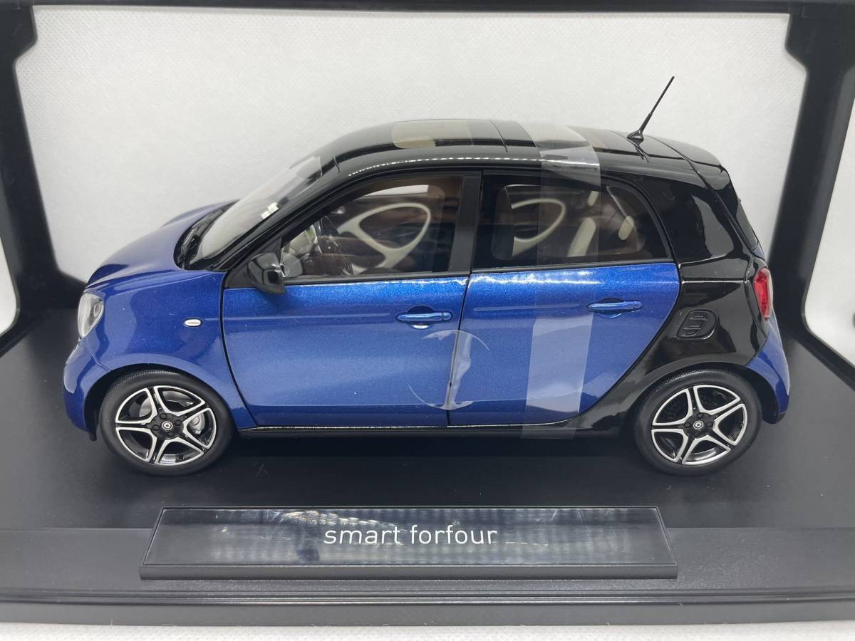 ノレブ 1/18 Smart Forfour 2015 Black×Blue J06-3-014_画像2