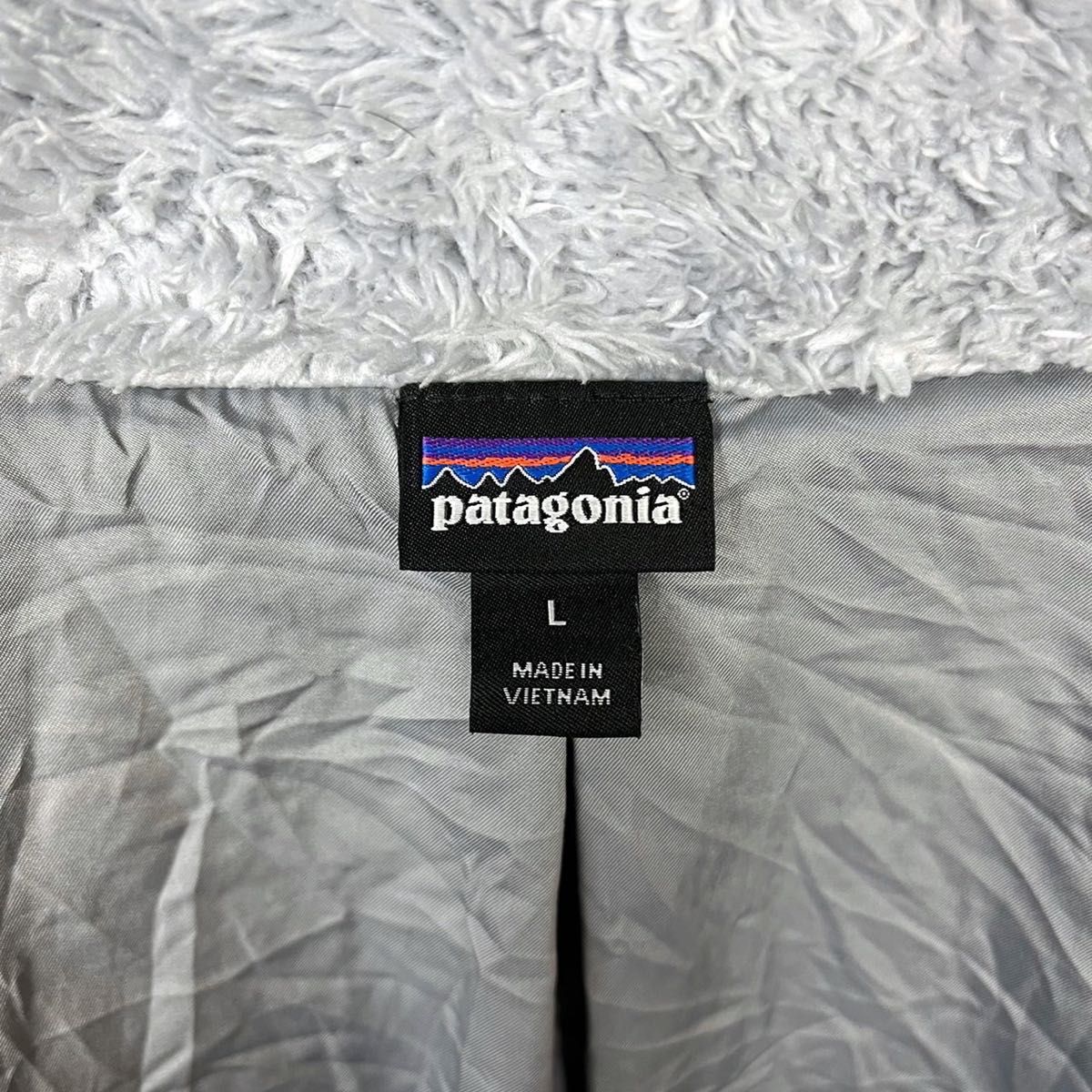 パタゴニア　Patagonia　ヴィンテージ　ボアフリース　フリースジャケット　フリース　フルジップ　胸ロゴ　古着　グレー　L