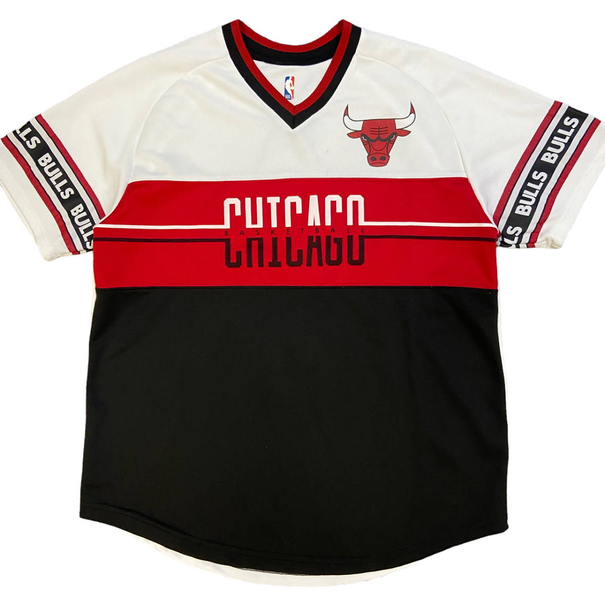 NBA CHICAGO BULLS Vネック Tシャツ L 赤黒 シカゴブルズ ブルズ ロゴ ユニフォーム バスケ バスケットボール 90s ヴィンテージ