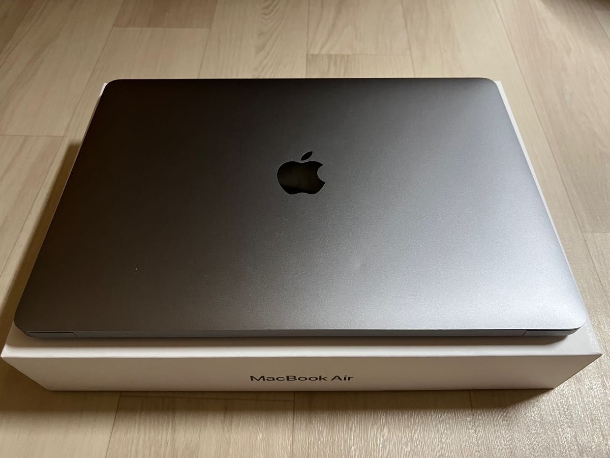 MacBook Air スペースグレイ ［MGN63J/A］ 256GB M1チップ Yahoo