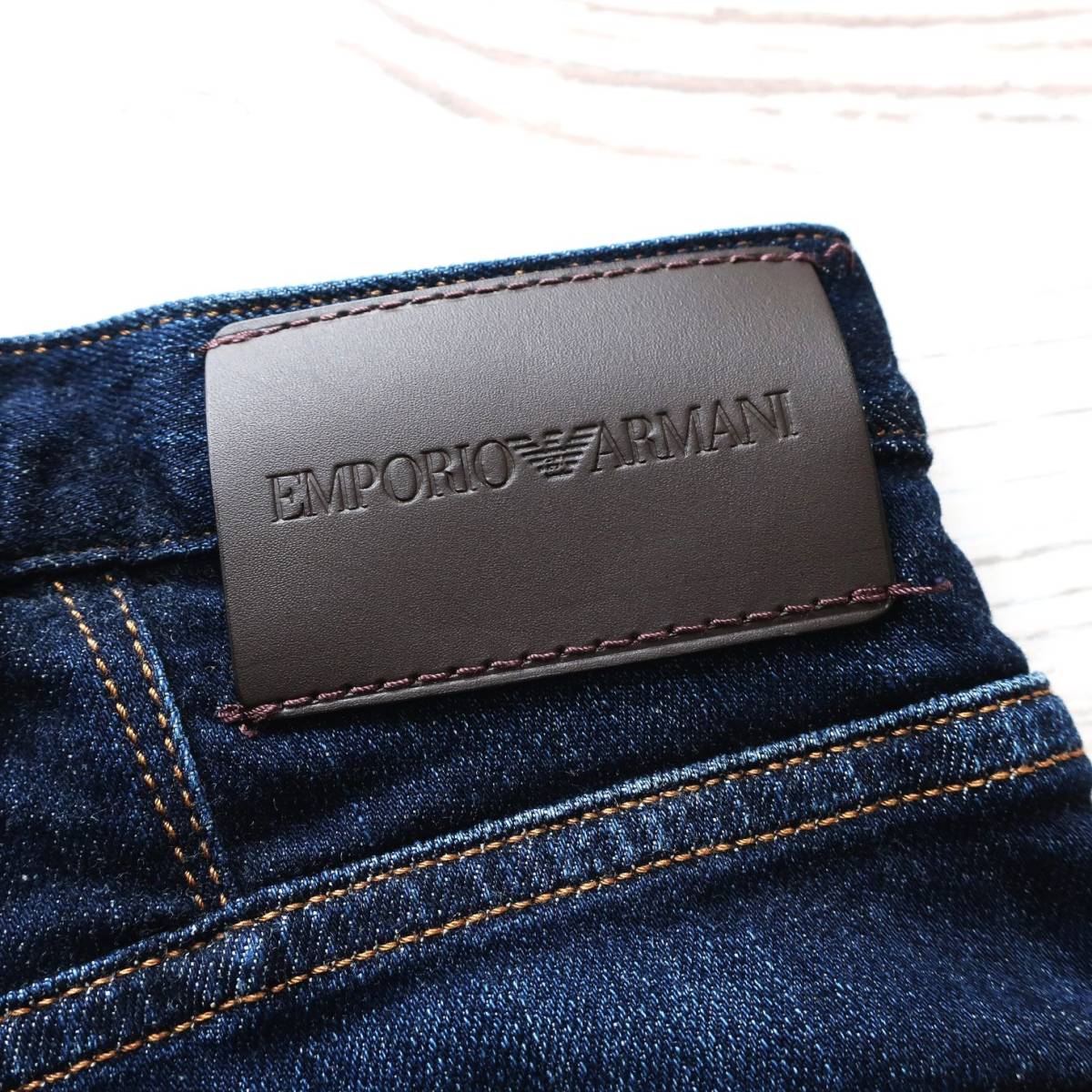 新品 EMPORIO ARMANI レギュラーフィット J21 ジーンズ デニム ストレッチ ストレート インディゴブルー エンポリオアルマーニ W31 Mサイズ