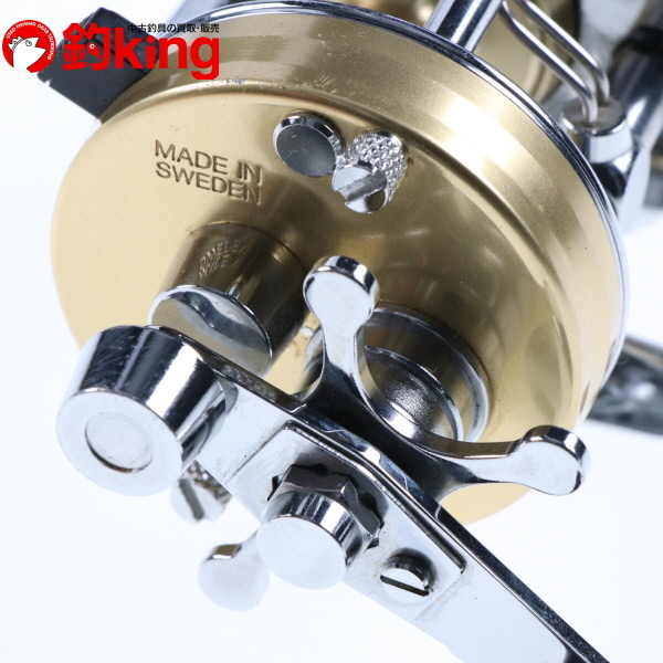 消費税無し 【中古/美品】 アブガルシア アンバサダー 2500C ゴールド