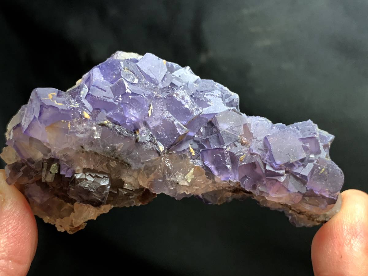 雲南省産紫蛍石・6・125g（中国産鉱物標本）_画像3