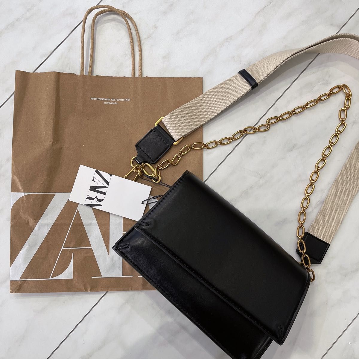 ZARA フラップクロスボディバック ショルダーバッグ 新品 未使用 ZARA フラップクロスボディバック ショルダーバッグ 新品 未使用