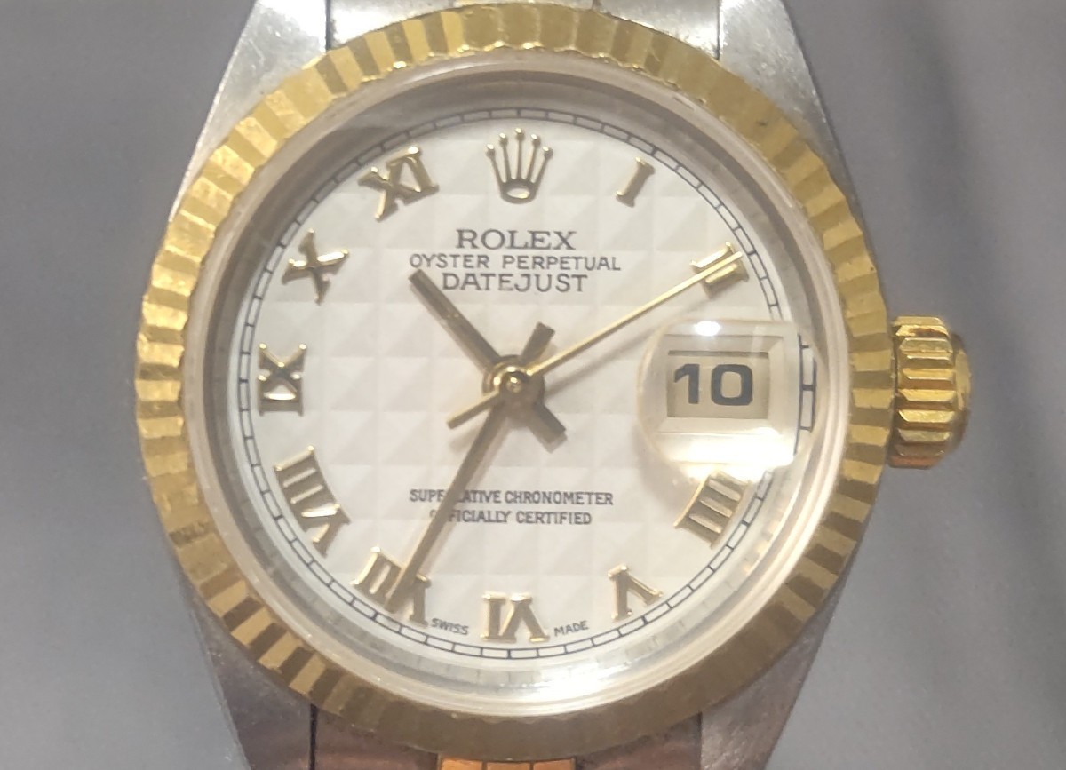 新年の贈り物 W番 cal.2135 69173 ROLEX ロレックス 【1円スタート】 デイトジャスト 腕時計 自動巻 レディース ピラミッド文字盤 アイボリー ローマン 本体 新年の贈り物 W番 cal.2135 69173 ROLEX ロレックス 【1円スタート】 デイトジャスト 腕時計 自動巻 レディース ピラミッド文字盤 アイボリー ローマン 本体