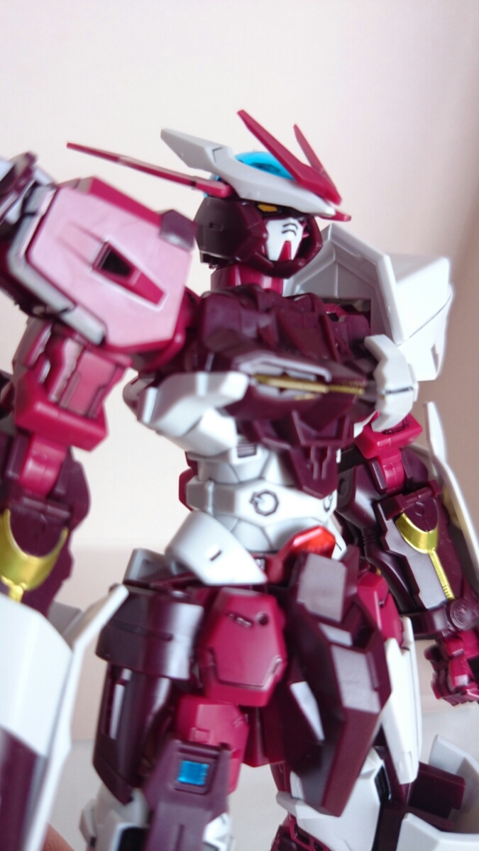 HGBD 1/144 Gundam Astray No Name Finished Goods 原文:HGBD 1/144 ガンダムアストレイノーネイム 完成品