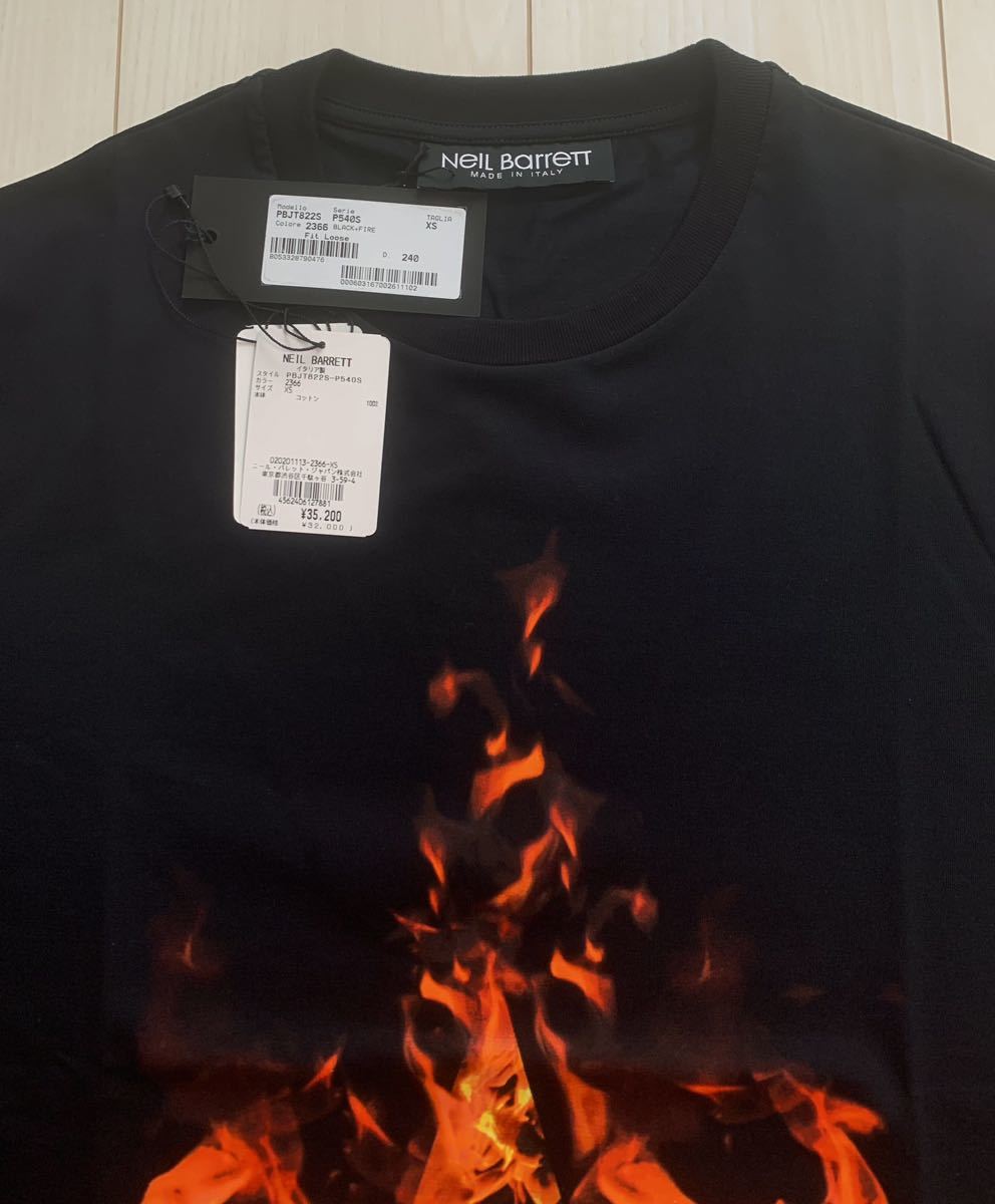 35,200円 新品 未使用 ニールバレット メンズ 半袖 Tシャツ イタリア製 NEIL BARRETT Tee BLACK トップス 半袖シャツ ブラック_画像2