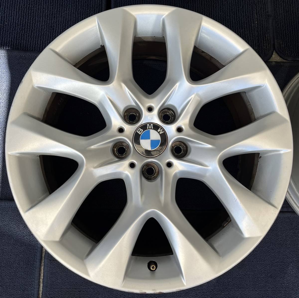 【期間限定値下げ】BMW X5 E70 純正 19インチ ホイール4本 9J +48 PCD120 ハブ径約73 No.303_画像5