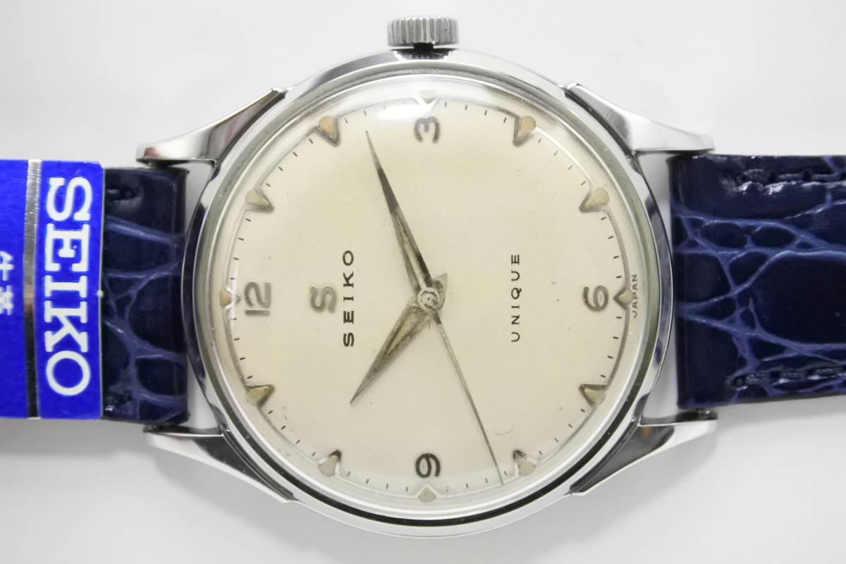 ☆☆☆戦後UNIQUE　1950年代製　SEIKO　UNIQUE　稀少文字盤　手巻紳士腕時計　純正SEIKOベルト　デッドストック品_画像1