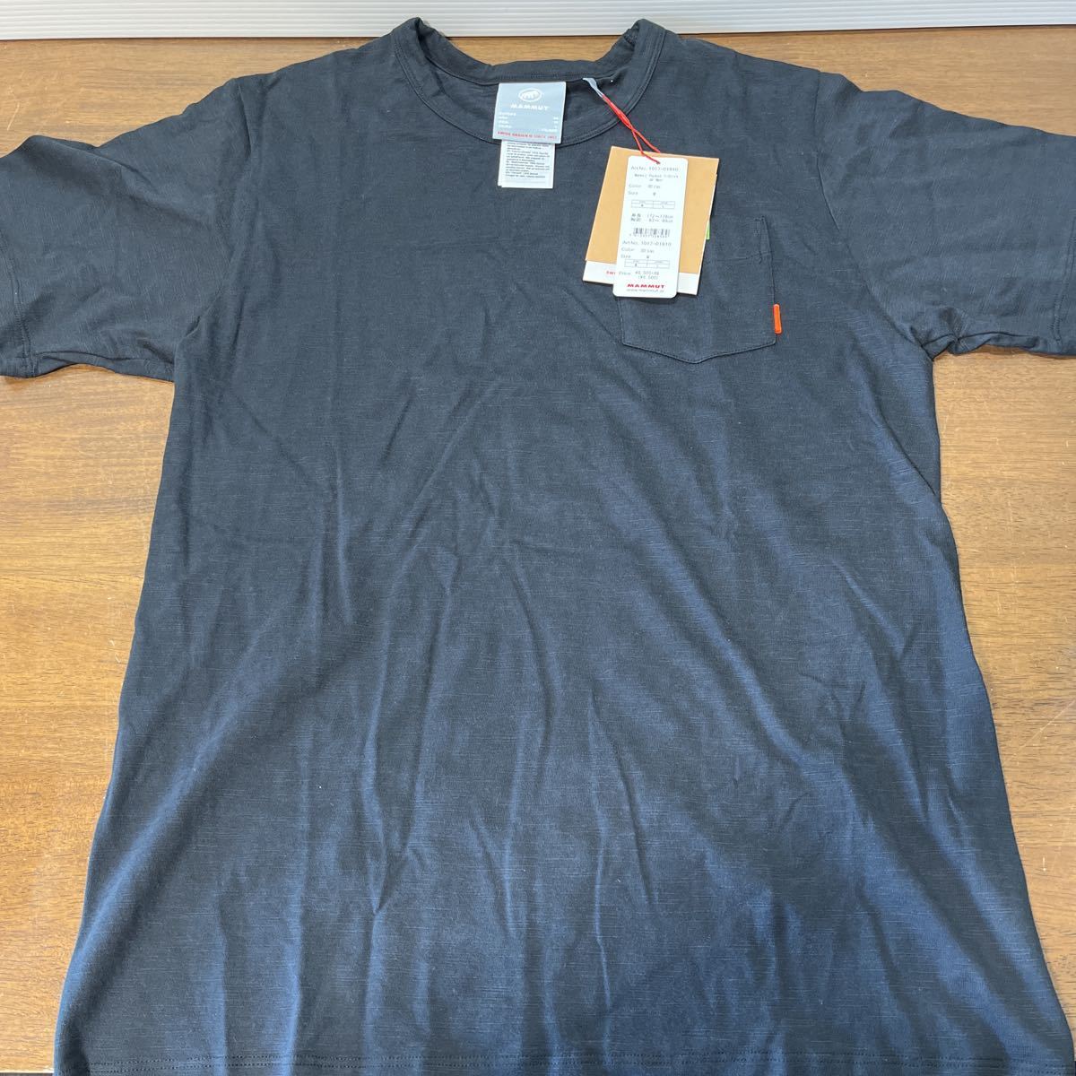 MAMMUT マムート Lサイズ 半袖 Tシャツ ブラック 未使用 シンプル 新品 タグ付き (3-1_画像1