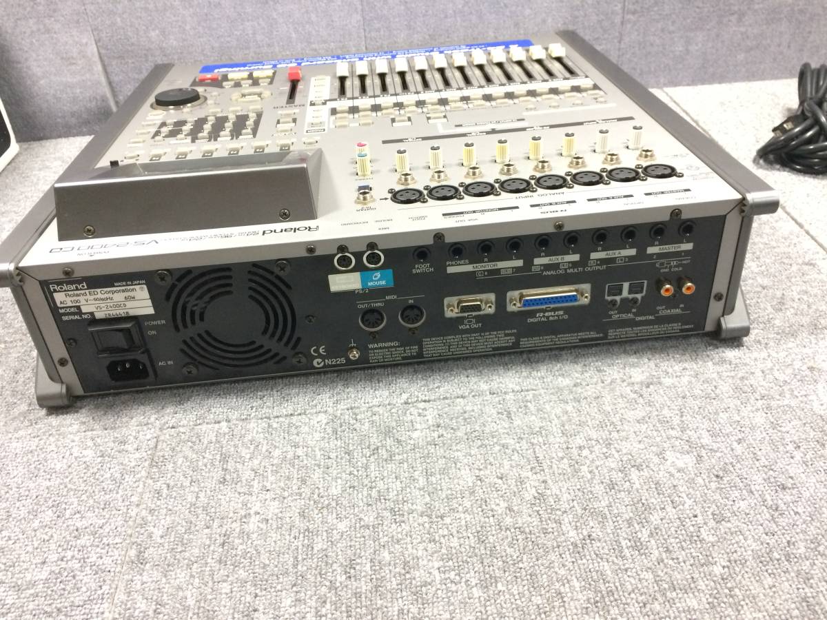 ROLAND VS-2400CD MTR multitrack recorder 