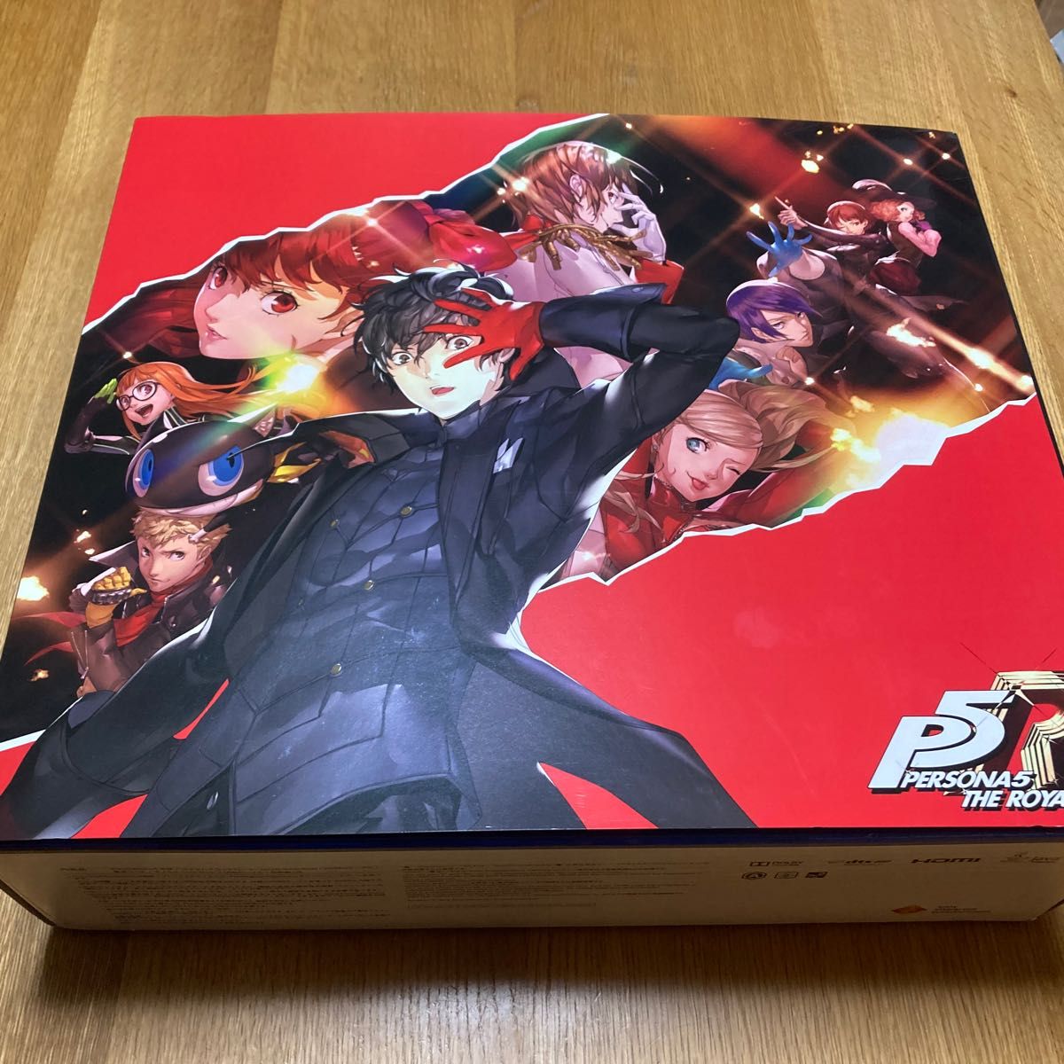 受注生産限定 PS4 Pro『ペルソナ5 ザ・ロイヤル』 Limited 受注生産限定 PS4 Pro『ペルソナ5 ザ・ロイヤル』 Limited