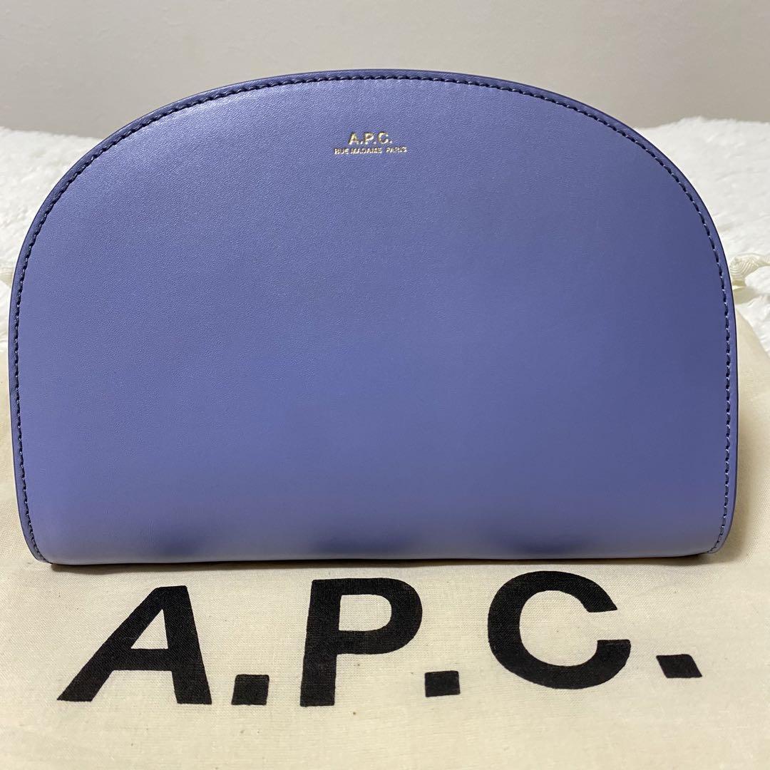 半額SALE／ アーペーセー 【極美品・タグ付き】A.P.C. ショルダー