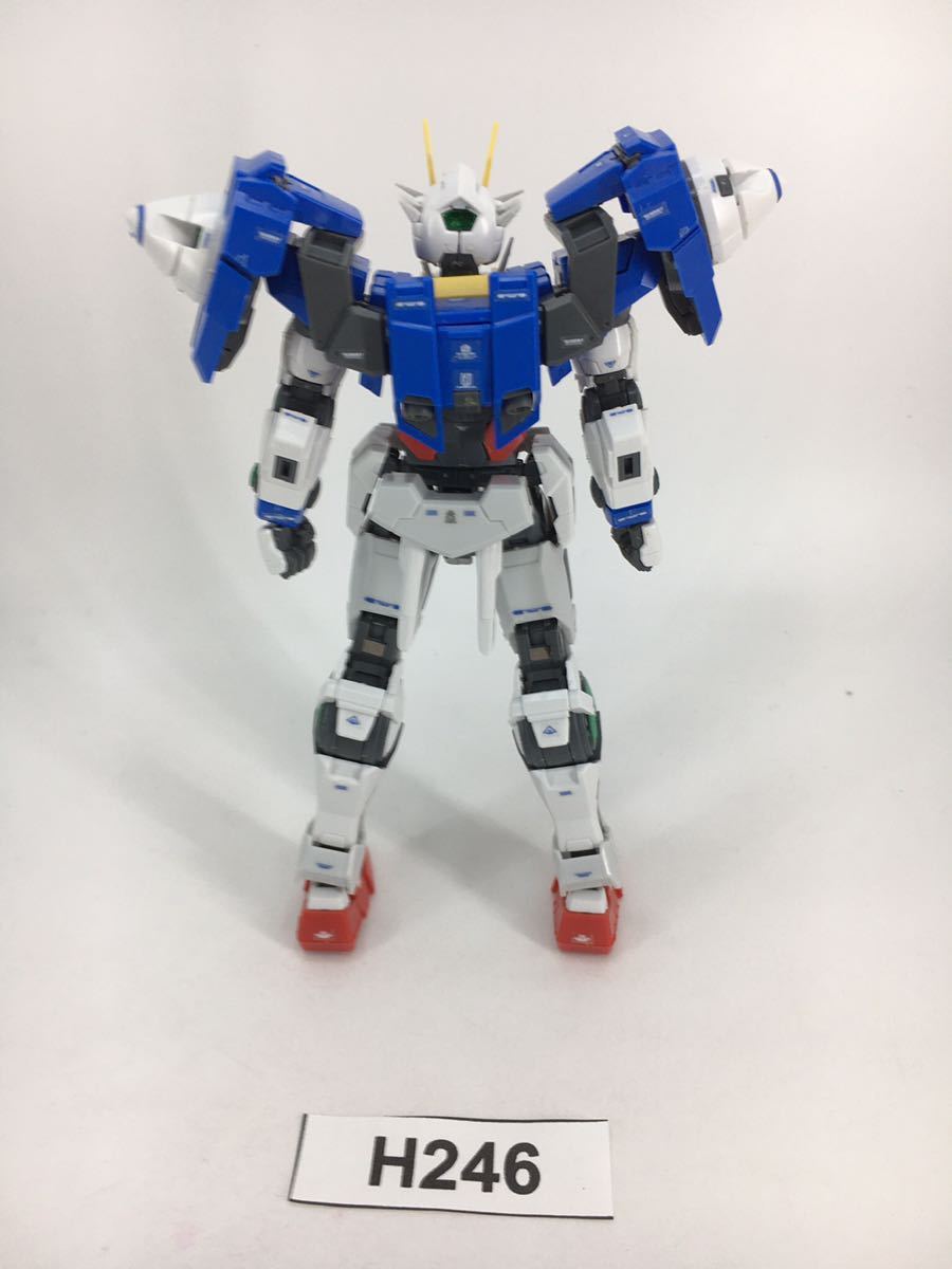 【即決】RG 1/144 ダブルオーガンダム ガンプラ 完成品 ジャンク 同梱可 H246_画像2