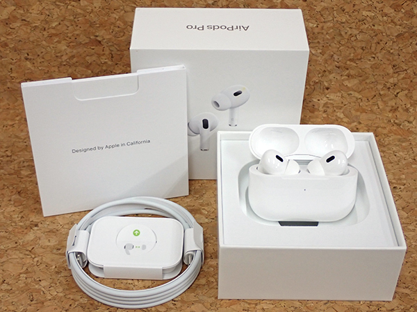 中古 美品】Apple 純正 AirPods Pro 第2世代 MQD83J/A 最新モデル 付属