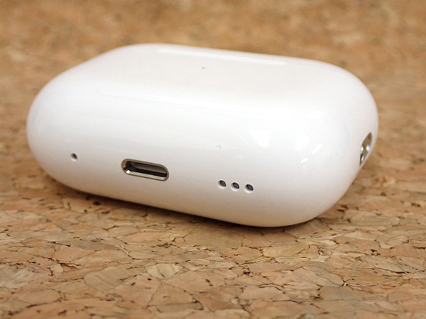 中古 美品】Apple 純正 AirPods Pro 第2世代 MQD83J/A 最新モデル 付属