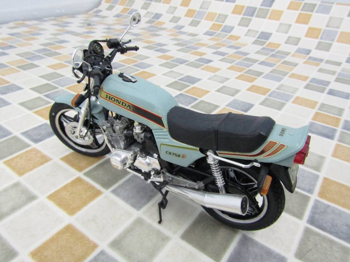 プラモデルバイク完成品 CB750-