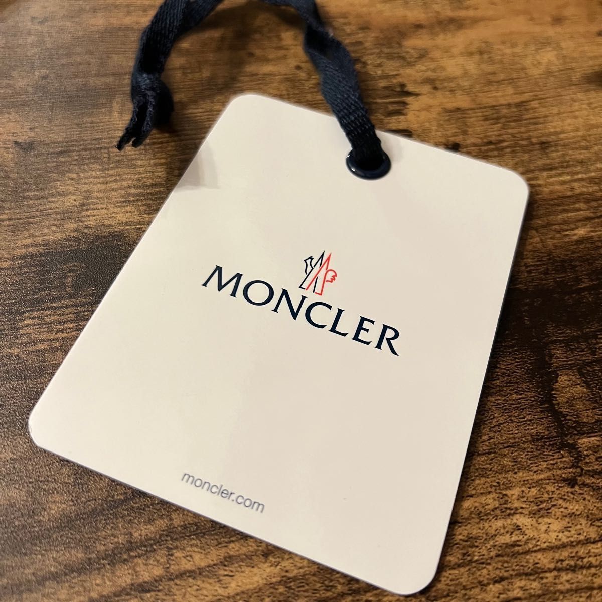 1シーズンの使用】Moncler ダウンコート ラメ入りダウン 1シーズンの使用】Moncler ダウンコート ラメ入りダウン