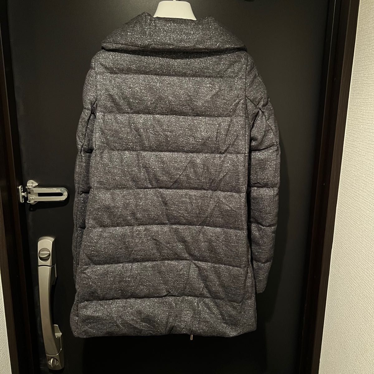 1シーズンの使用】Moncler ダウンコート ラメ入りダウン 1シーズンの使用】Moncler ダウンコート ラメ入りダウン