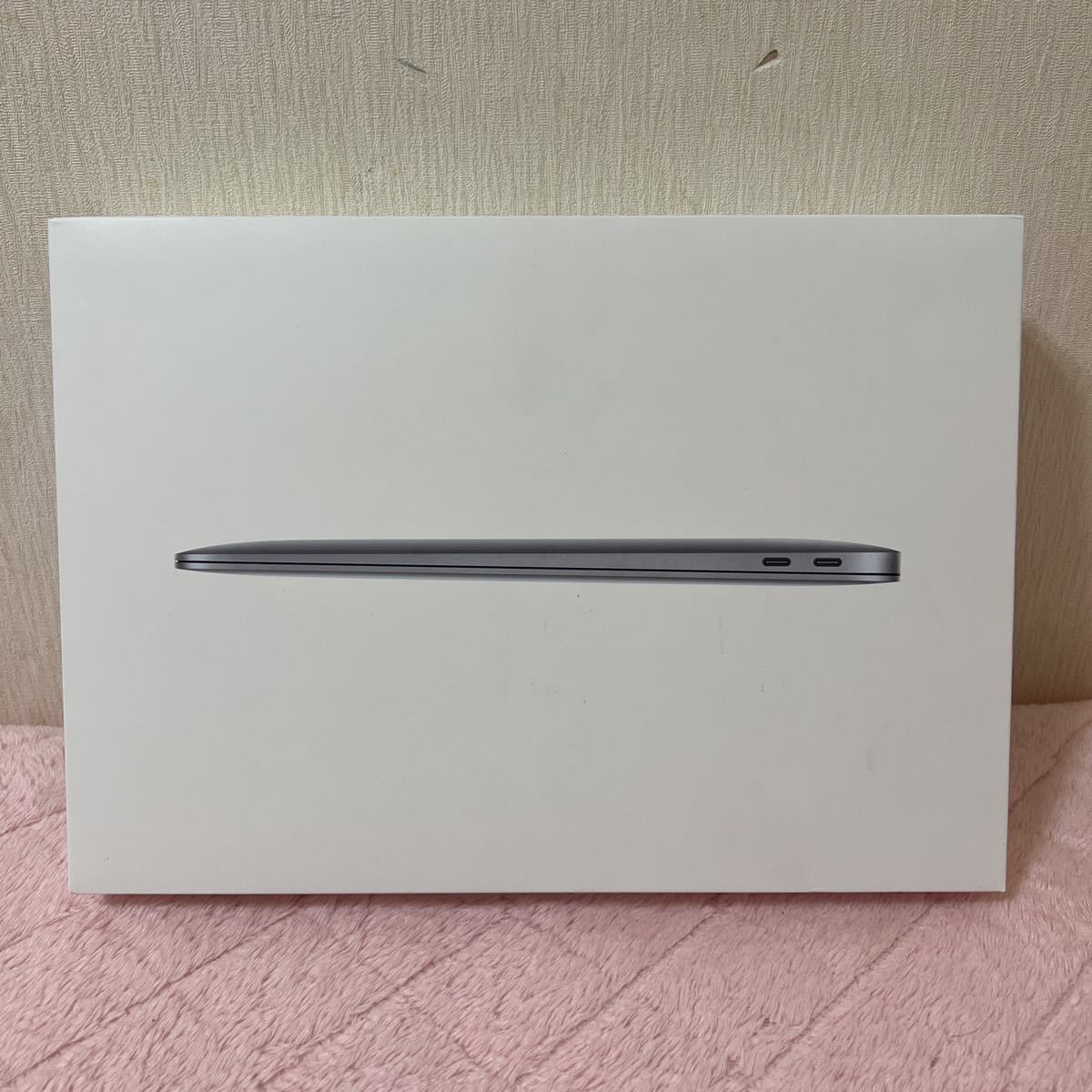 美品 Apple MacBook Air Retina 2020 13.3インチ M1チップ搭載 16GB 256GB A2337 スペースグレイ