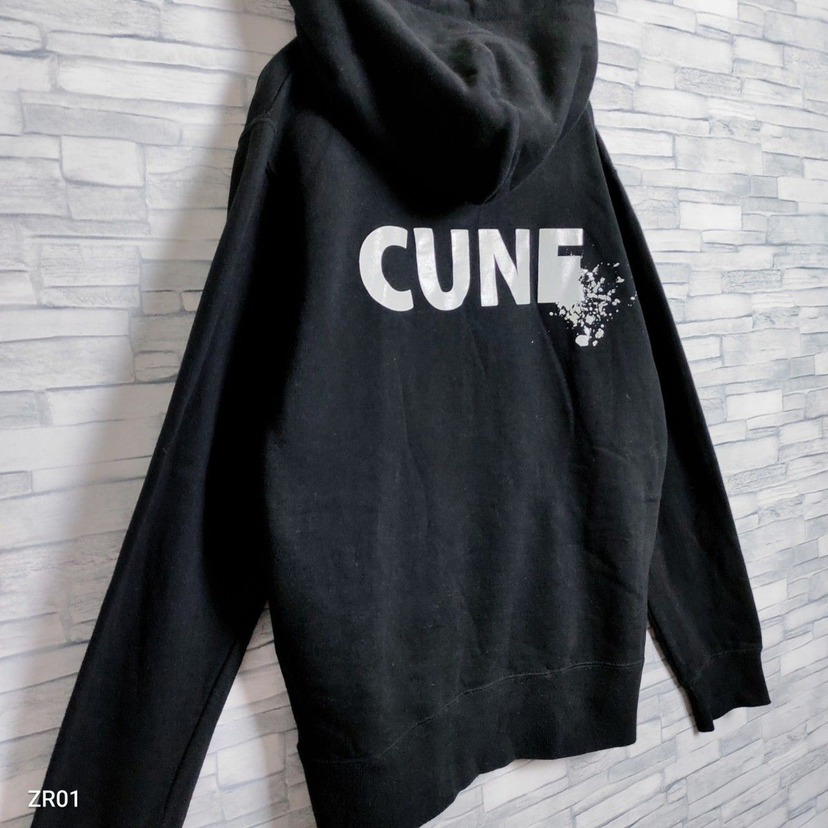 人気デザイン】CUNE うさぎプルオーバーパーカー 黒 クラッシュ 人気デザイン】CUNE うさぎプルオーバーパーカー 黒 クラッシュ