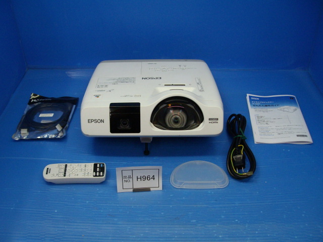 H964　エプソン　超短焦点プロジェクター　EB536WT　3400lm　ランプ463/0ｈ　リモコン・HDMIケーブル・レンズカバー他付き　投影良好品