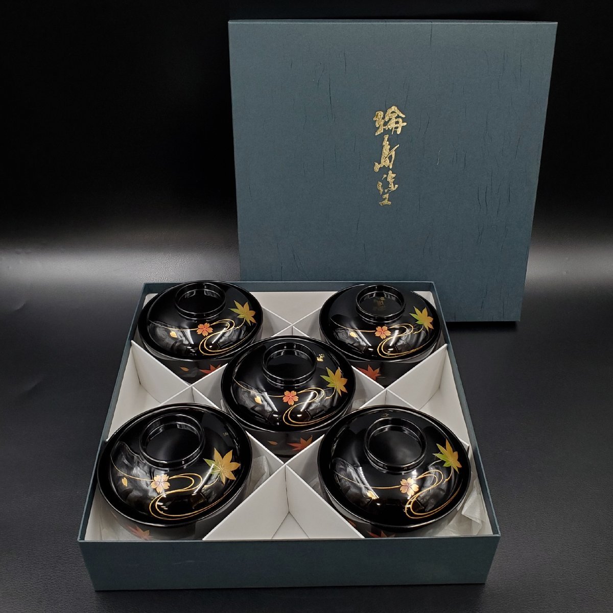 【宝蔵】未使用 輪島塗 黒塗 春秋蒔絵 吸物椀 汁椀 御椀 5客 12cm 懐石道具 天然木 漆塗り 漆芸 漆器 ①_画像2