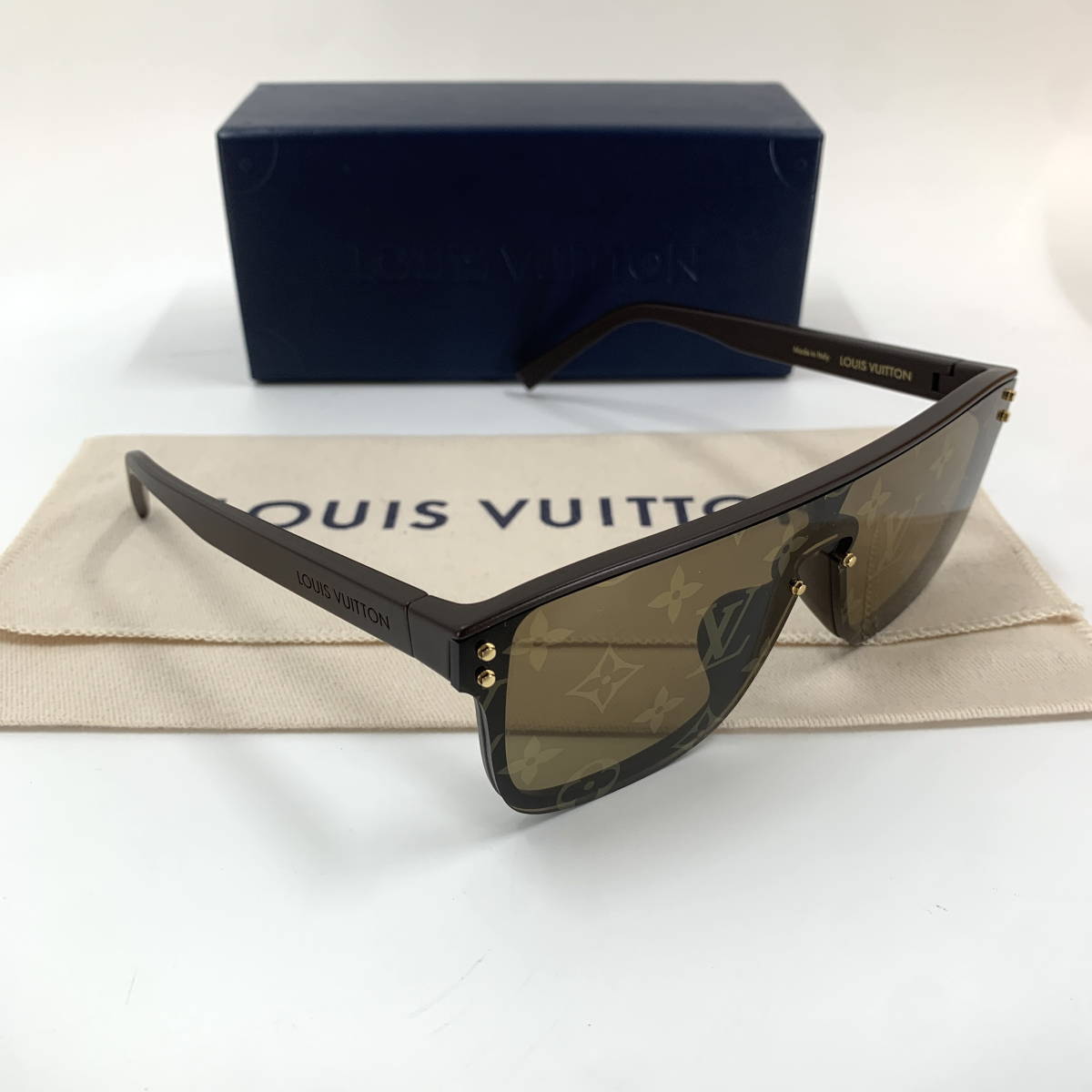 Louis Vuitton LV Waimea Z1485E Sunglasses Unisex