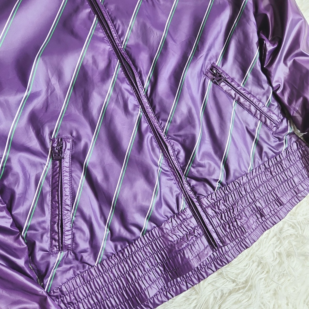 PUMA フード付きウインドブレーカー・表記サイズM 濃い紫パープル ジップアップ ランニング・ジョギング・スポーツ全般 82384_画像3