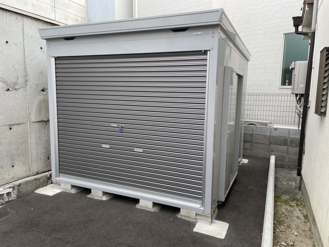 INABA イナバ物置 シャッター物置 ガレージ H2,410×W2,640×D3,100mm