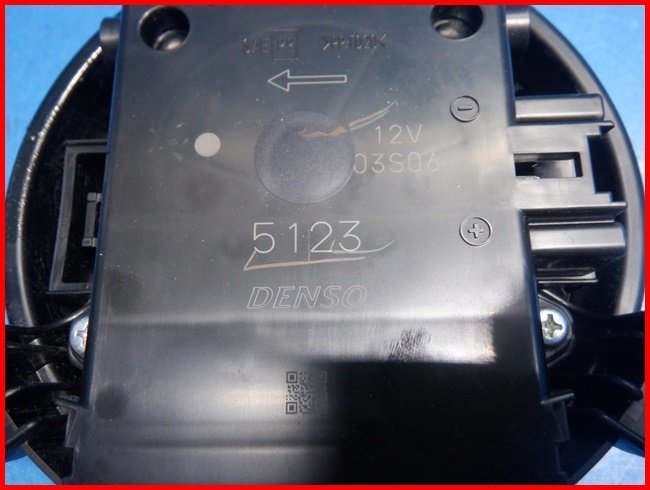 ノア　ZWR80　ヒーターモーター　管理番号　4660_画像2