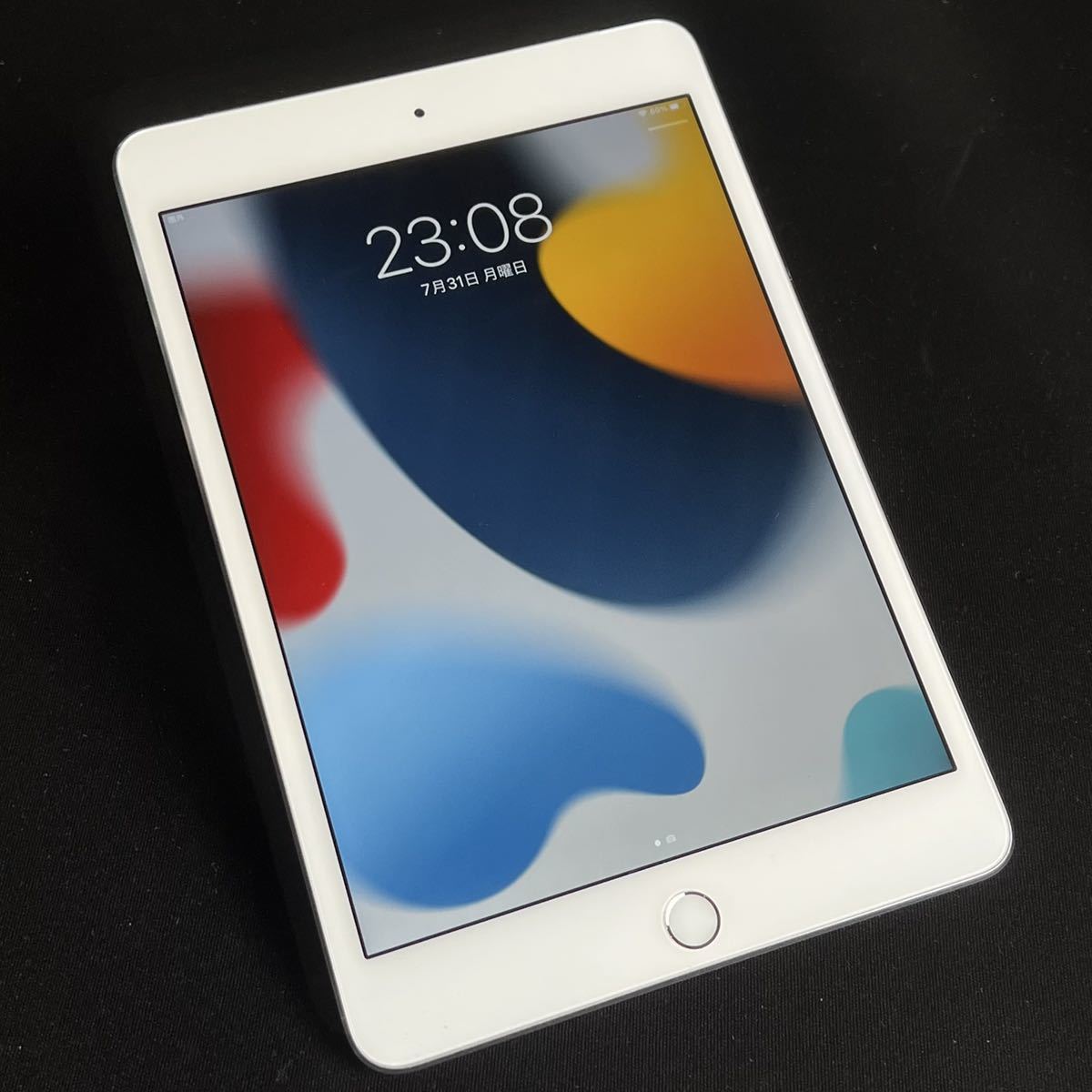 判定○ iPad mini4 16GB A1550 MK702J/A KDDI 本体□兵庫県姫路市発C2