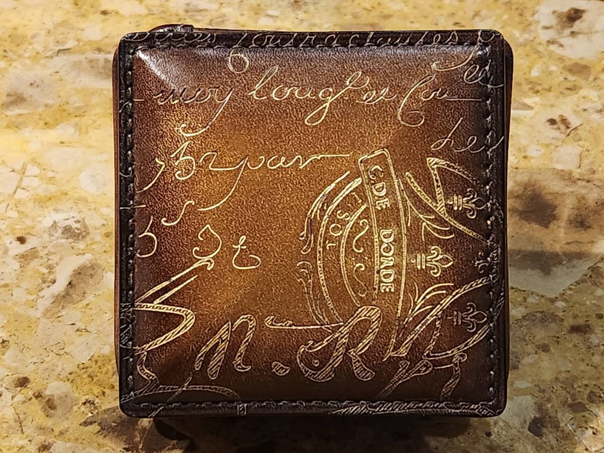 Yahoo!オークション - ベルルッティ コインケース ゴールデンパティー