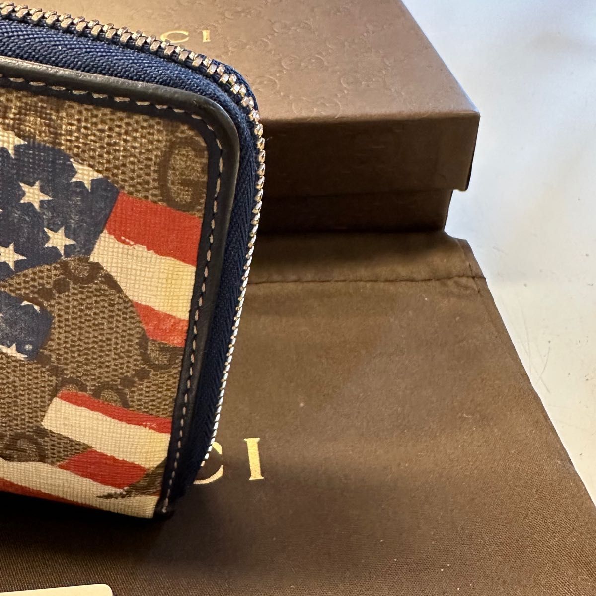 新品同様 グッチ GUCCI 財布 長財布 GGスプリーム ラウンドファスナー