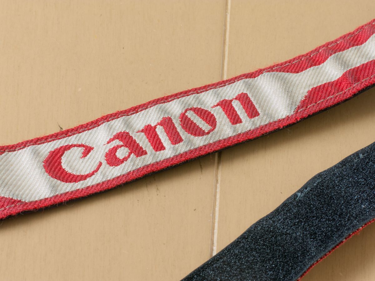 稀少 CANON CPE オリジナルストラップ キヤノン 平成元年頃の 稀少 CANON CPE オリジナルストラップ キヤノン 平成元年頃の